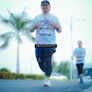 Runner Photo 7873791