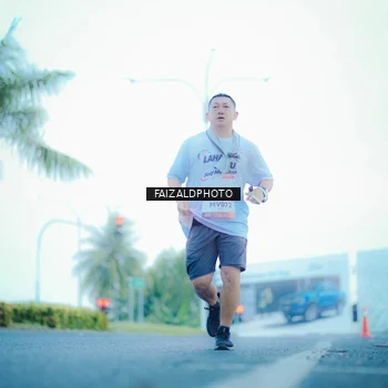 Runner Photo 7873810