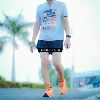 Runner Photo 7873824
