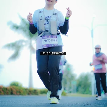 Runner Photo 7873849