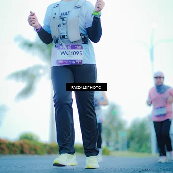 Runner Photo 7873851
