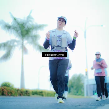 Runner Photo 7873852