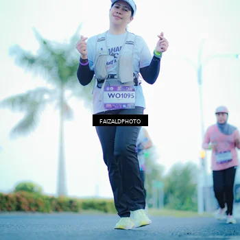 Runner Photo 7873855