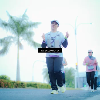 Runner Photo 7873858