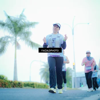 Runner Photo 7873859