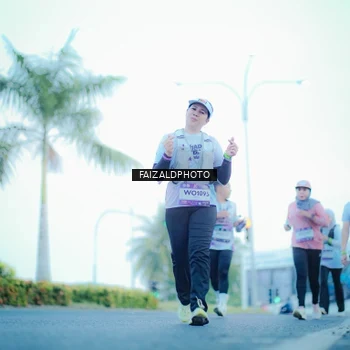 Runner Photo 7873861