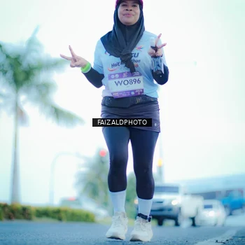 Runner Photo 7873885