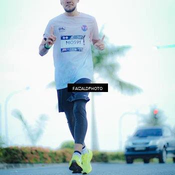Runner Photo 7873899