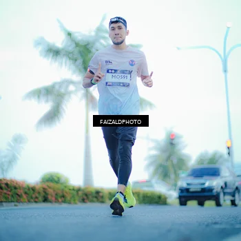 Runner Photo 7873903