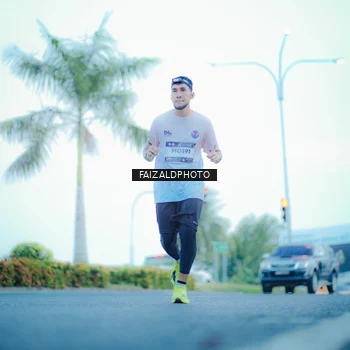 Runner Photo 7873910