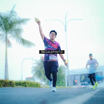 Runner Photo 7873929
