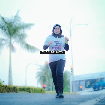 Runner Photo 7873936