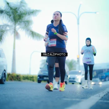 Runner Photo 7873965