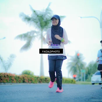 Runner Photo 7873972