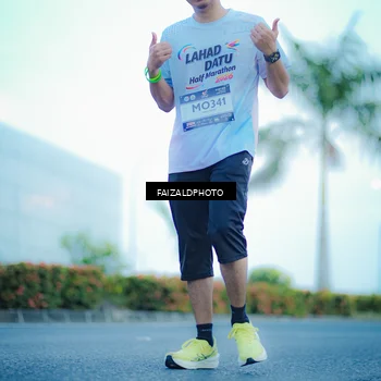 Runner Photo 7873984