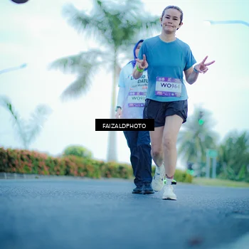 Runner Photo 7873994