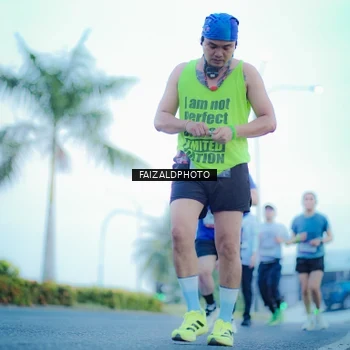 Runner Photo 7874007
