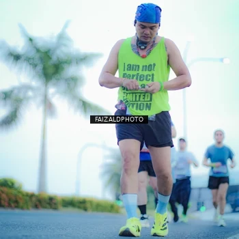 Runner Photo 7874008