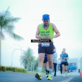 Runner Photo 7874013