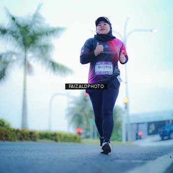 Runner Photo 7874056