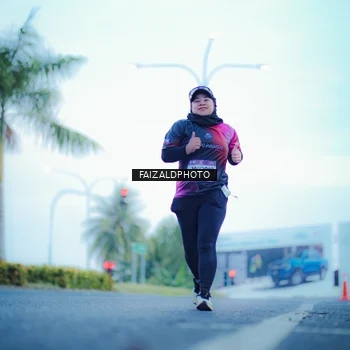 Runner Photo 7874062