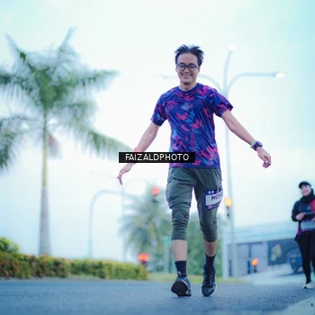 Runner Photo 7874068