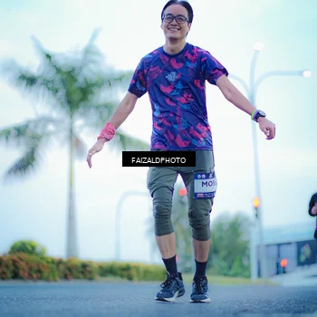 Runner Photo 7874081