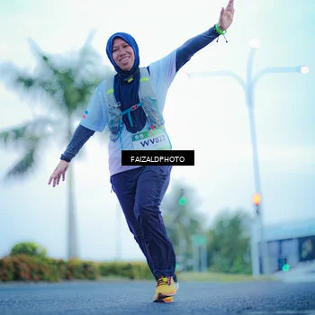 Runner Photo 7874091