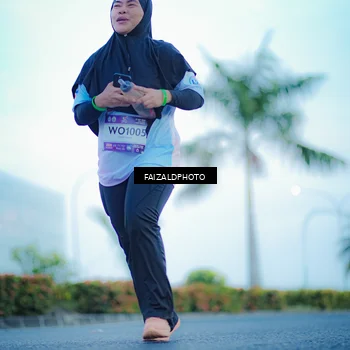Runner Photo 7874099