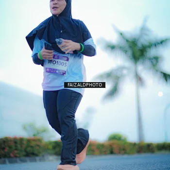 Runner Photo 7874101