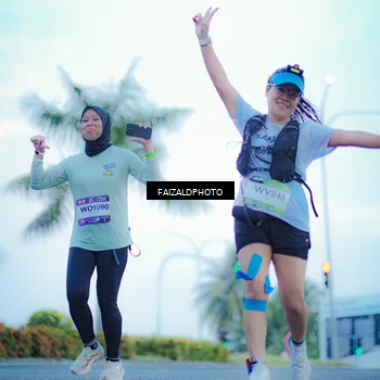 Runner Photo 7874116