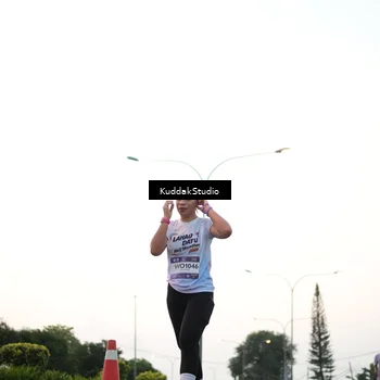 Runner Photo 7874117