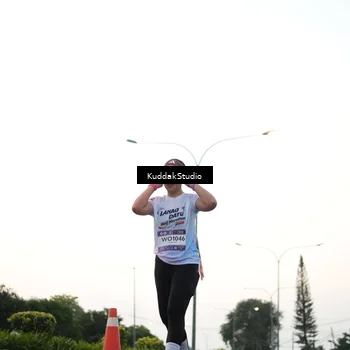 Runner Photo 7874119
