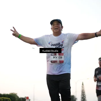 Runner Photo 7874128