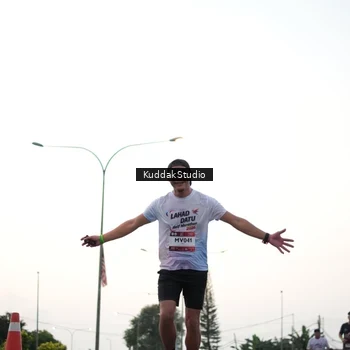 Runner Photo 7874134