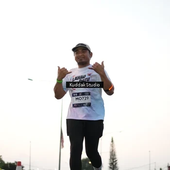 Runner Photo 7874153