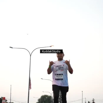 Runner Photo 7874155