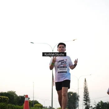 Runner Photo 7874161