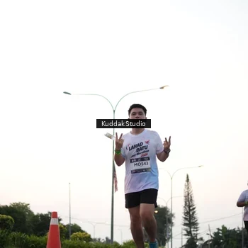 Runner Photo 7874164