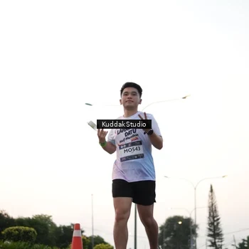 Runner Photo 7874166