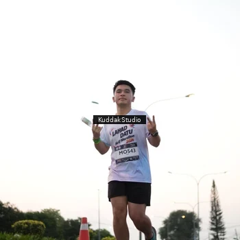 Runner Photo 7874168