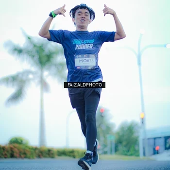 Runner Photo 7874171