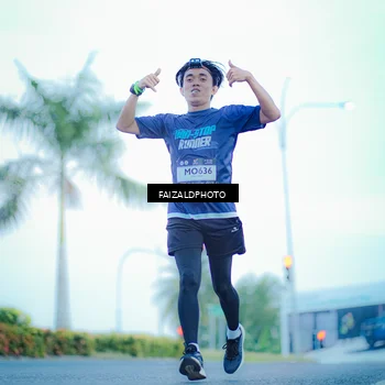 Runner Photo 7874191