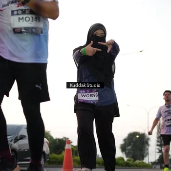 Runner Photo 7874197