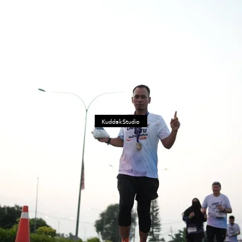 Runner Photo 7874202