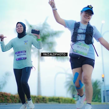 Runner Photo 7874207