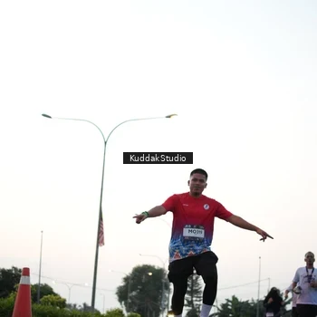 Runner Photo 7874209