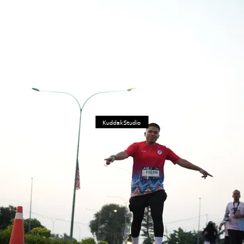 Runner Photo 7874210