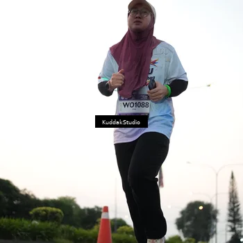 Runner Photo 7874235