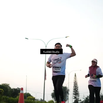 Runner Photo 7874239